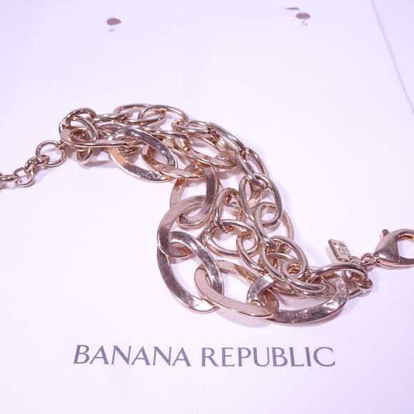 Banana Republic Jewelry - Banana Republic Women's Gold Triple Link Bracelet NWT 78